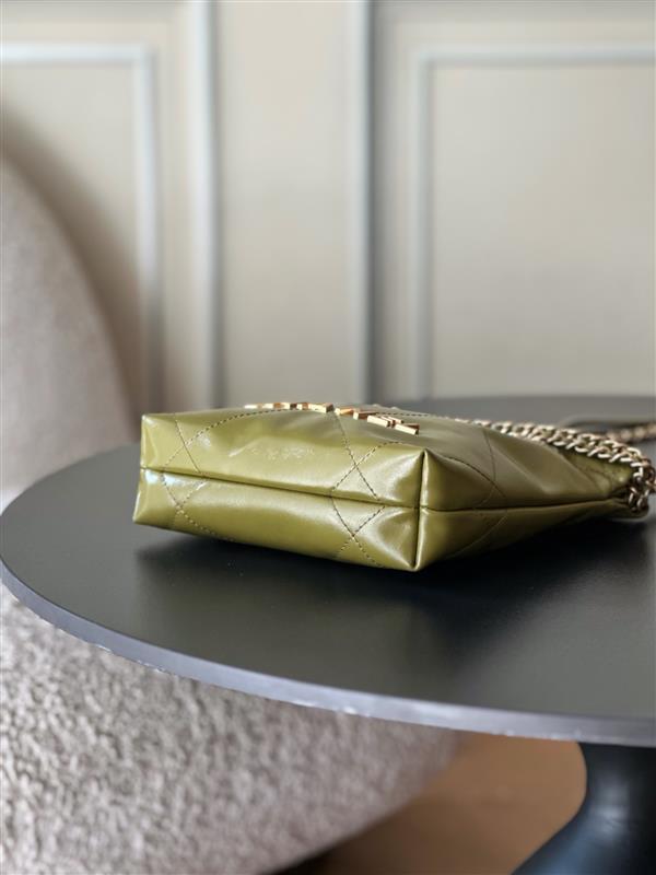 2026127215211761 600